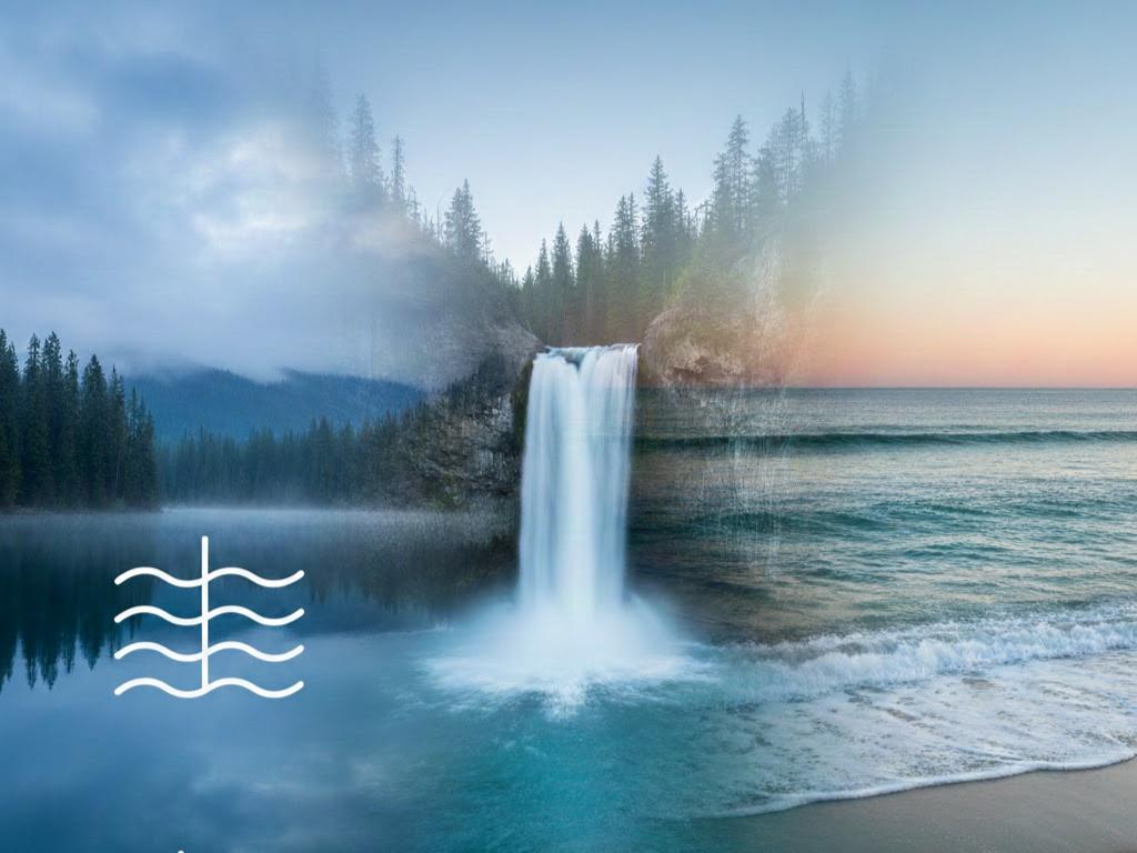 Paesaggio onirico con cascata e onde in toni blu, simbolo MTC dell'elemento Acqua: calma, profondità e flusso vitale.